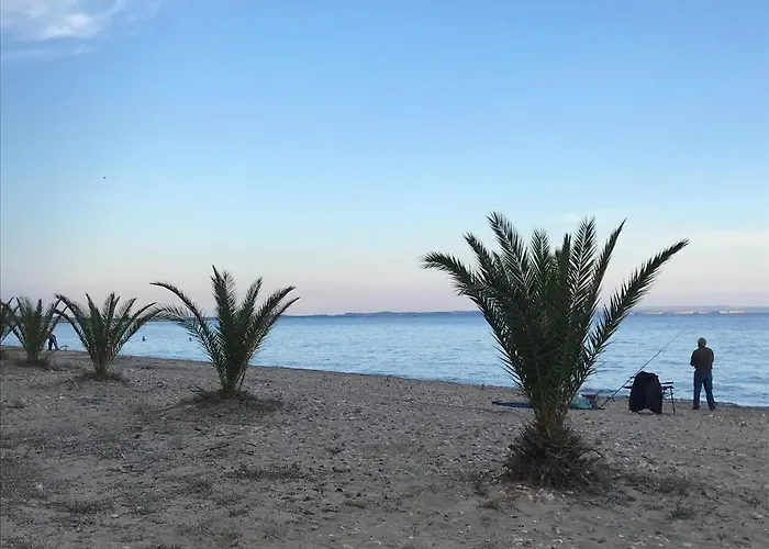 Park * Paralia Dionisiou